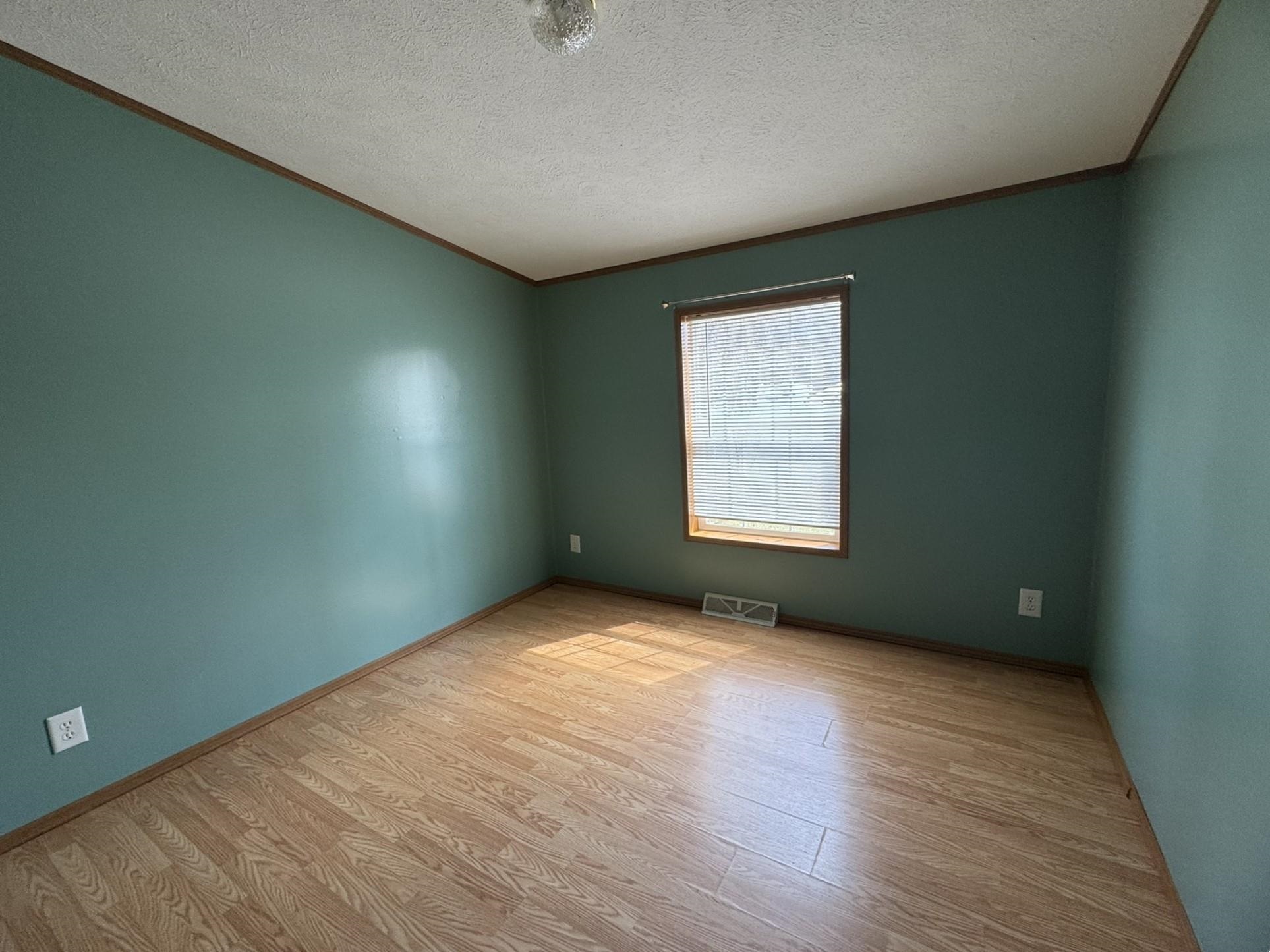 Bristol, Vermont 05443, United States, 3 Bedrooms Bedrooms, ,2 BathroomsBathrooms,Residential,Pending,109765