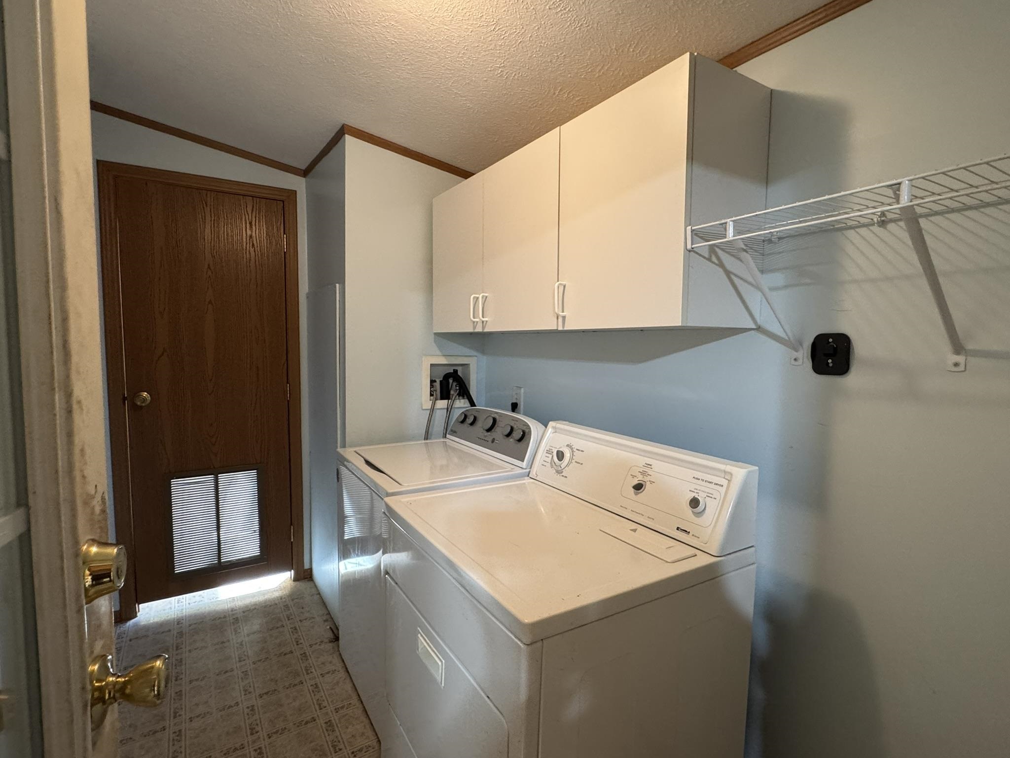 Bristol, Vermont 05443, United States, 3 Bedrooms Bedrooms, ,2 BathroomsBathrooms,Residential,Pending,109765