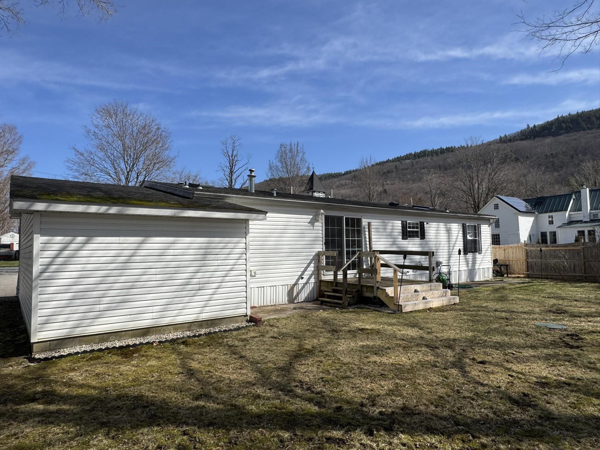 Bristol, Vermont 05443, United States, 3 Bedrooms Bedrooms, ,2 BathroomsBathrooms,Residential,Pending,109765