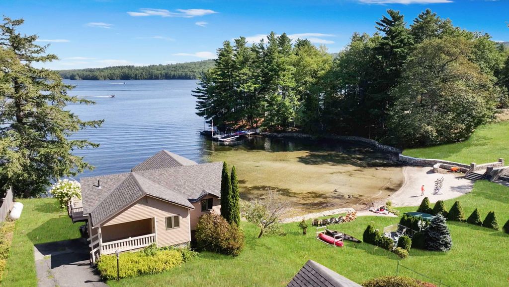 Photo of 81 Lakewood Manor Drive, Newbury, NH 03255 (MLS # 5064350)