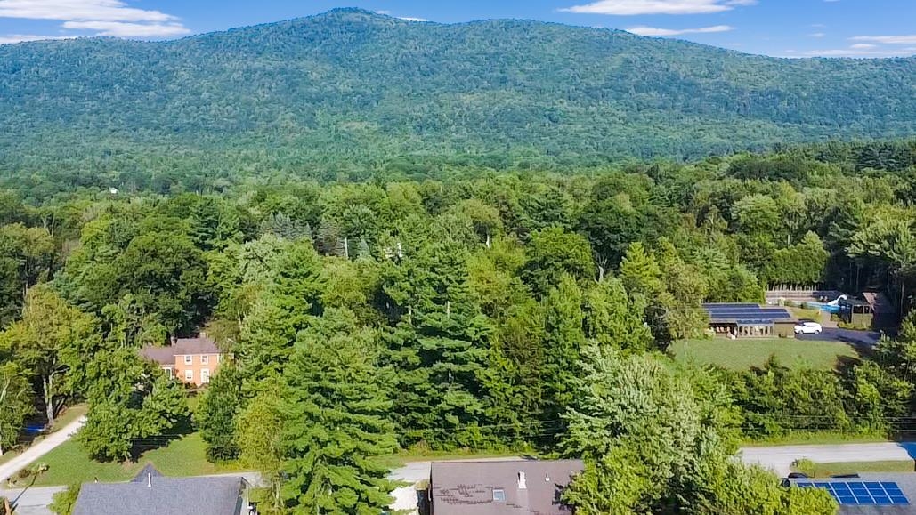 300 West Ridge Terrace 59