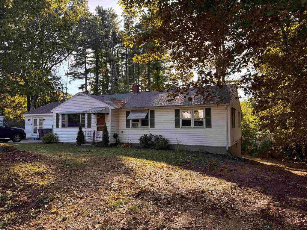 Photo of 2 Marblehead Road, Windham, NH 03087 (MLS # 5064401)