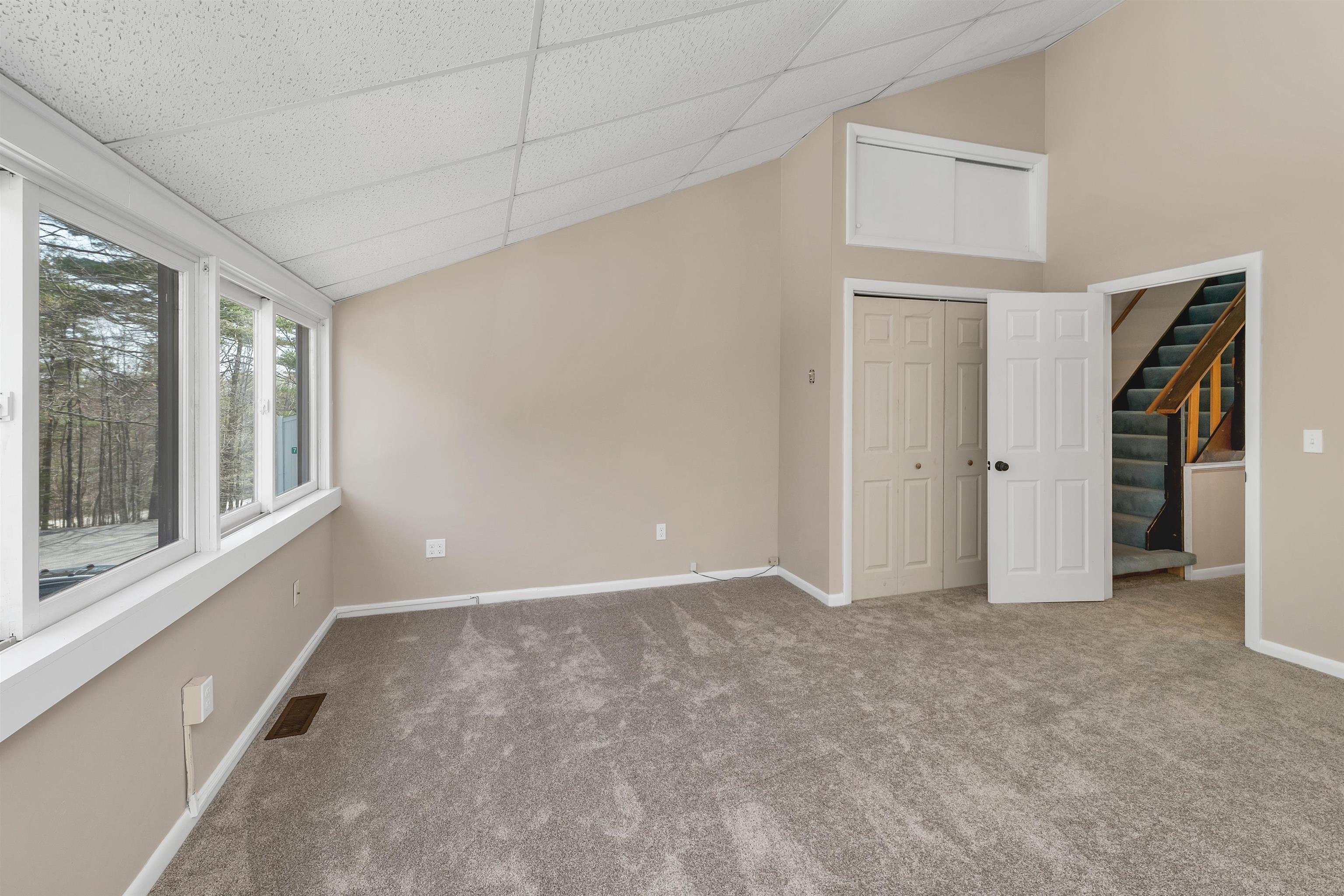 Sunapee, New Hampshire 03782, United States, 3 Bedrooms Bedrooms, ,3 BathroomsBathrooms,Residential,Active,120770