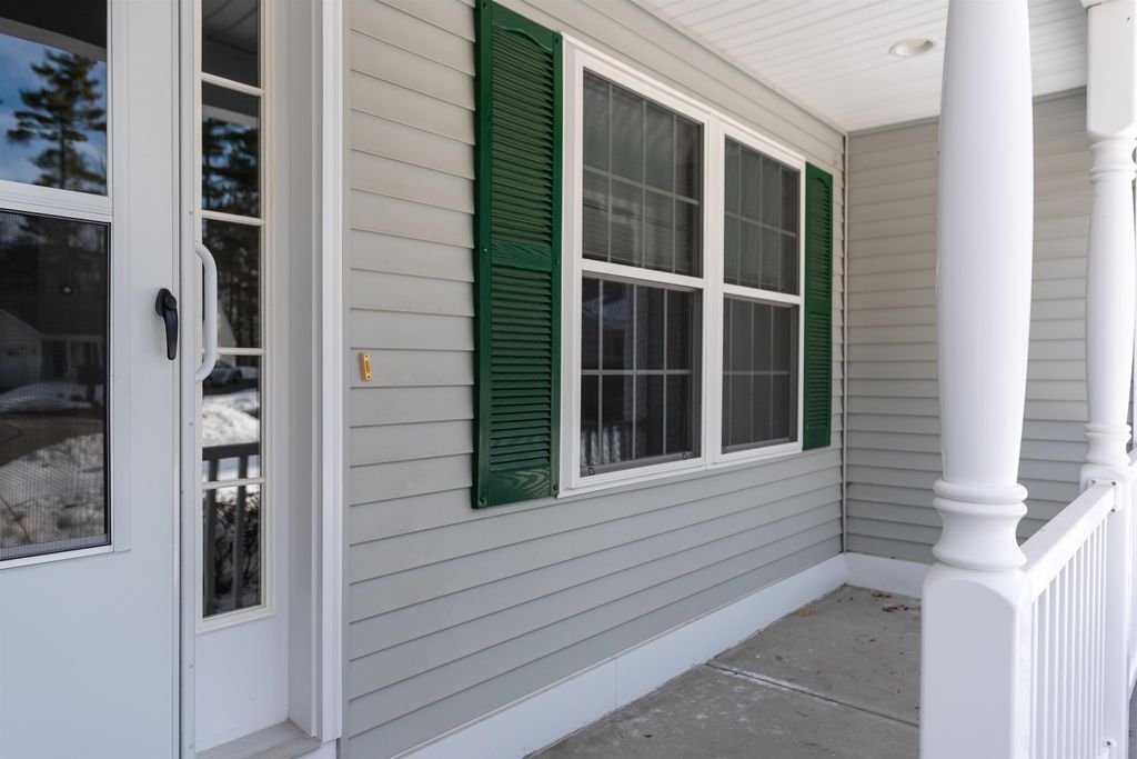 Photo of 27 Bowes Circle, Hudson, NH 03051 (MLS # 5079048)