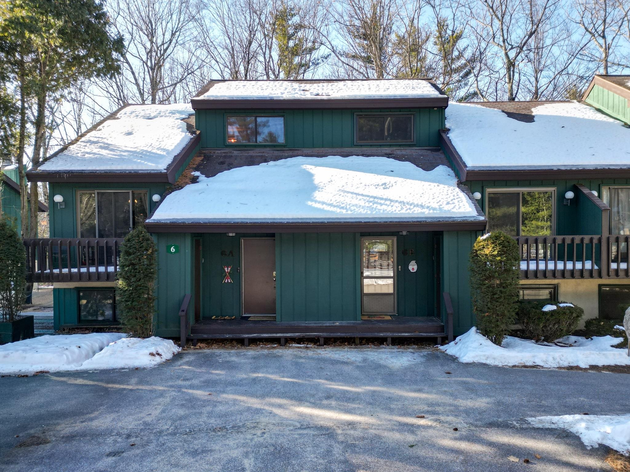 106 Stonehurst Manor Road 6B