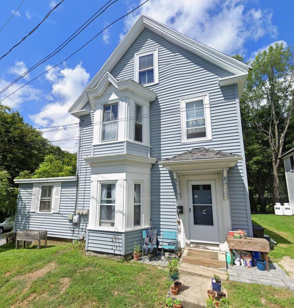Photo of 15 Ham Street, Newmarket, NH 03857 (MLS # 5077630)