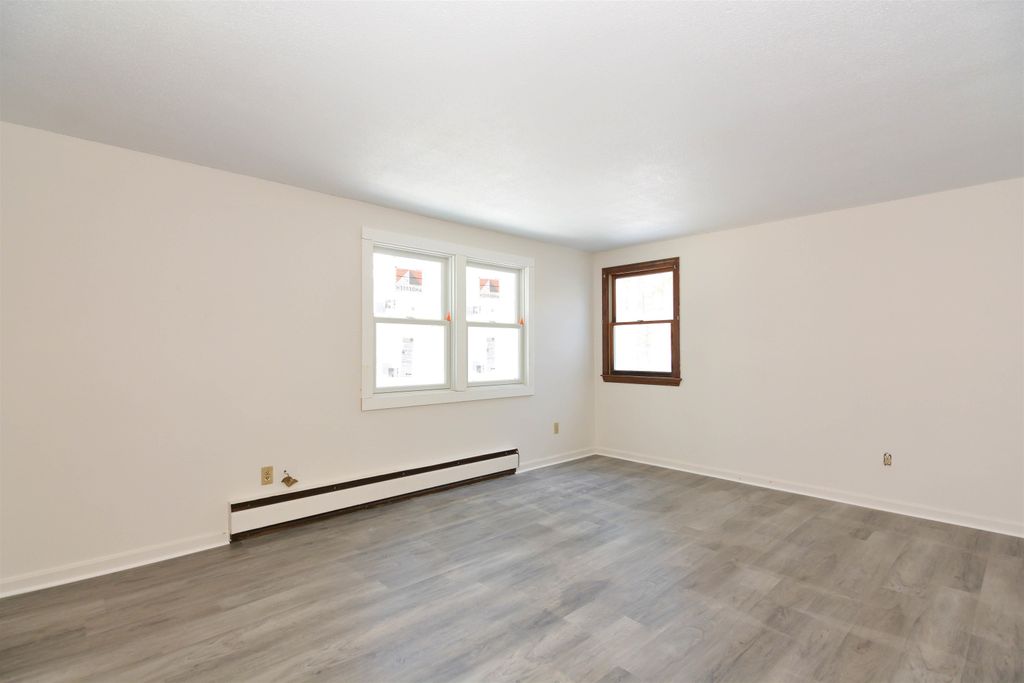 Photo of 3 Holly Lane, Londonderry, NH 03053 (MLS # 5075804)