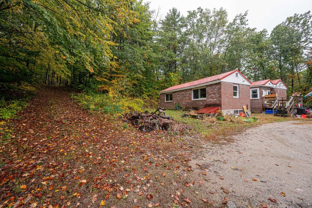 Photo of 2 Hope Road, Henniker, NH 03242 (MLS # 5062657)