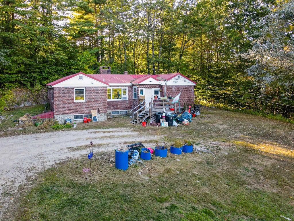 Photo of 2 Hope Road, Henniker, NH 03242 (MLS # 5062657)