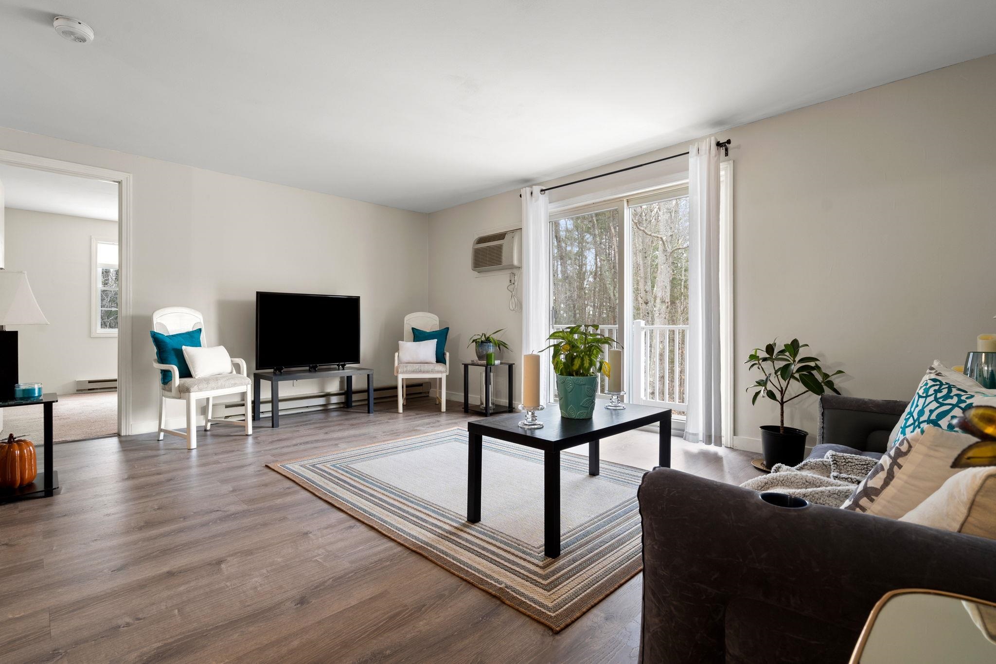 39 Ernest Avenue 202