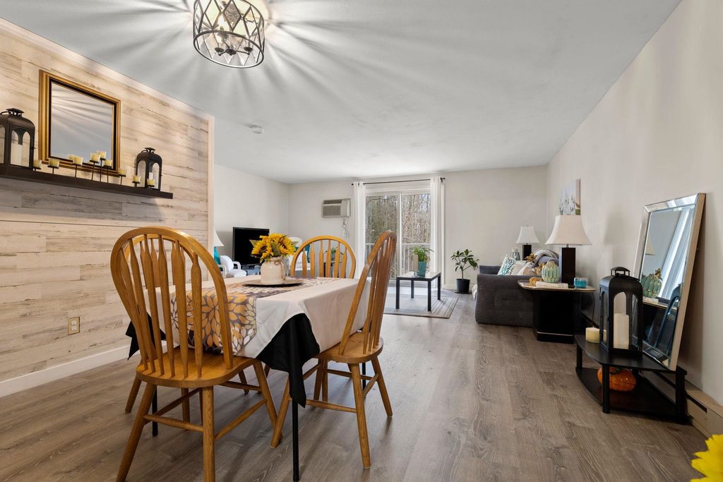 Photo of 39 Ernest Avenue #202, Exeter, NH 03833 (MLS # 5052805)