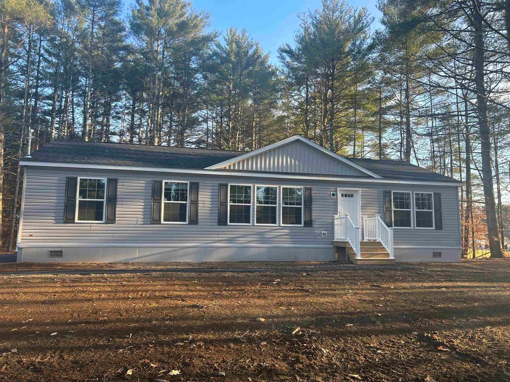 Photo of 125 Cochecho Road, Farmington, NH 03835 (MLS # 5070363)
