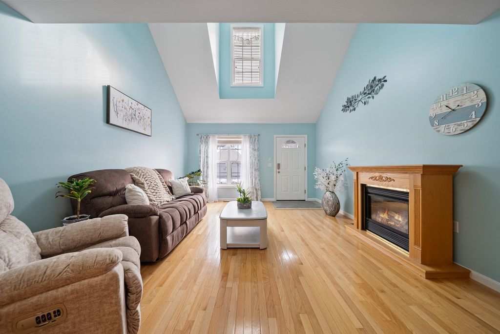 Photo of 74 Pleasant Street, Windham, NH 03087 (MLS # 5072298)