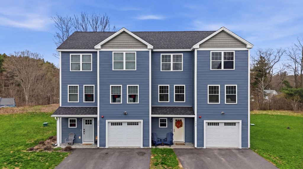 Photo of 19 Biggs Avenue #A, Epping, NH 03042 (MLS # 5085073)