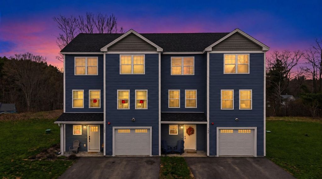 Photo of 19 Biggs Avenue #A, Epping, NH 03042 (MLS # 5085073)