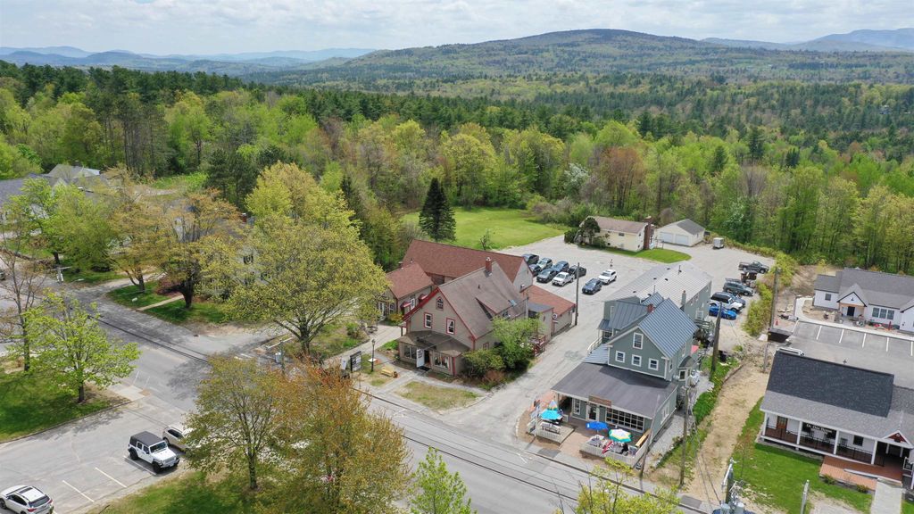 Photo of 428 Main Street, New London, NH 03257 (MLS # 5079097)