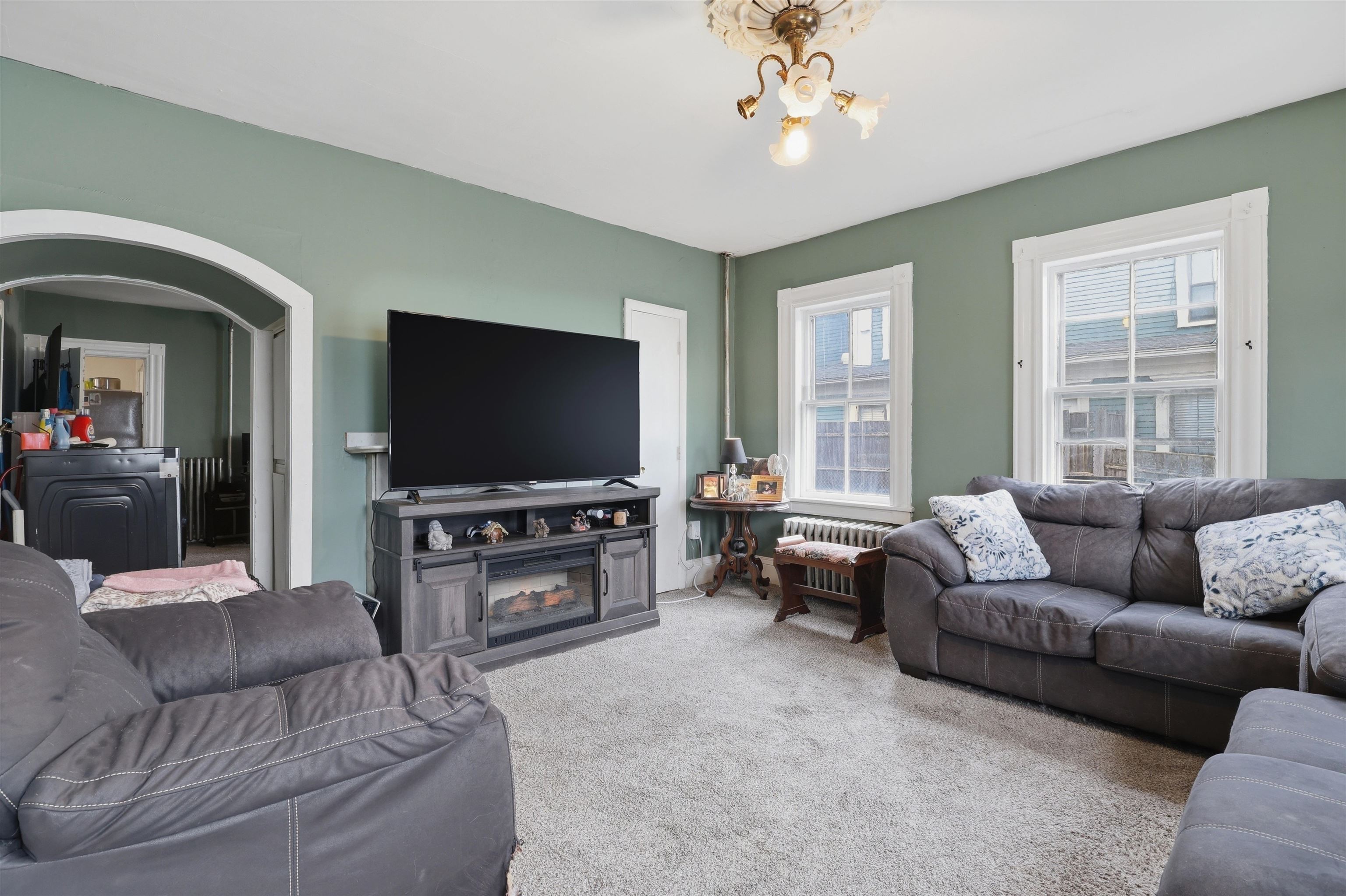 413 Islington Street