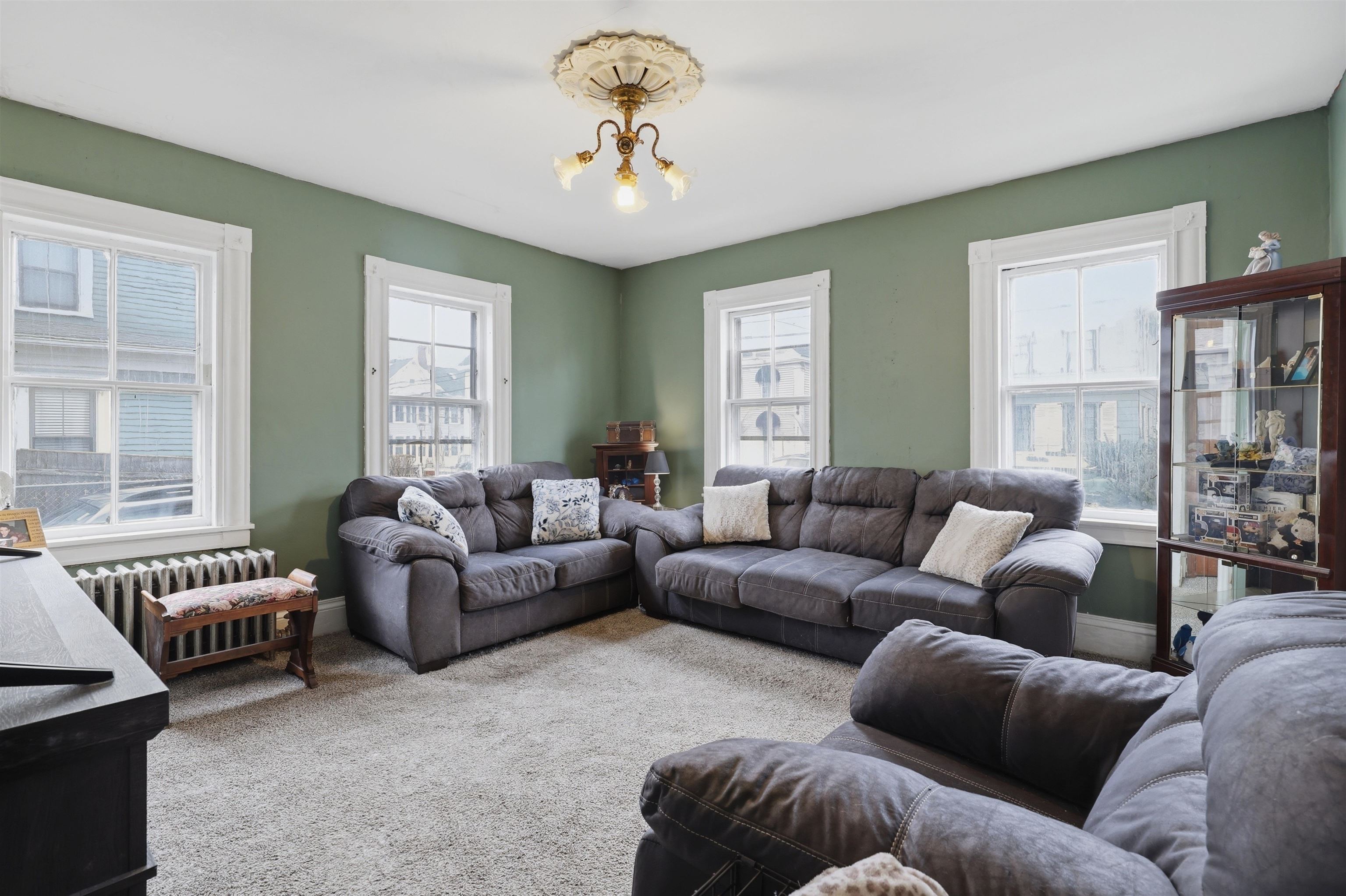 413 Islington Street