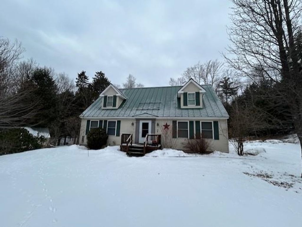 Photo of 15 Kelley Street, Newbury, NH 03255 (MLS # 5063712)