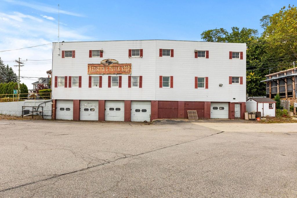 Photo of 500 Maplewood Avenue #Unit B, Portsmouth, NH 03801 (MLS # 5018888)