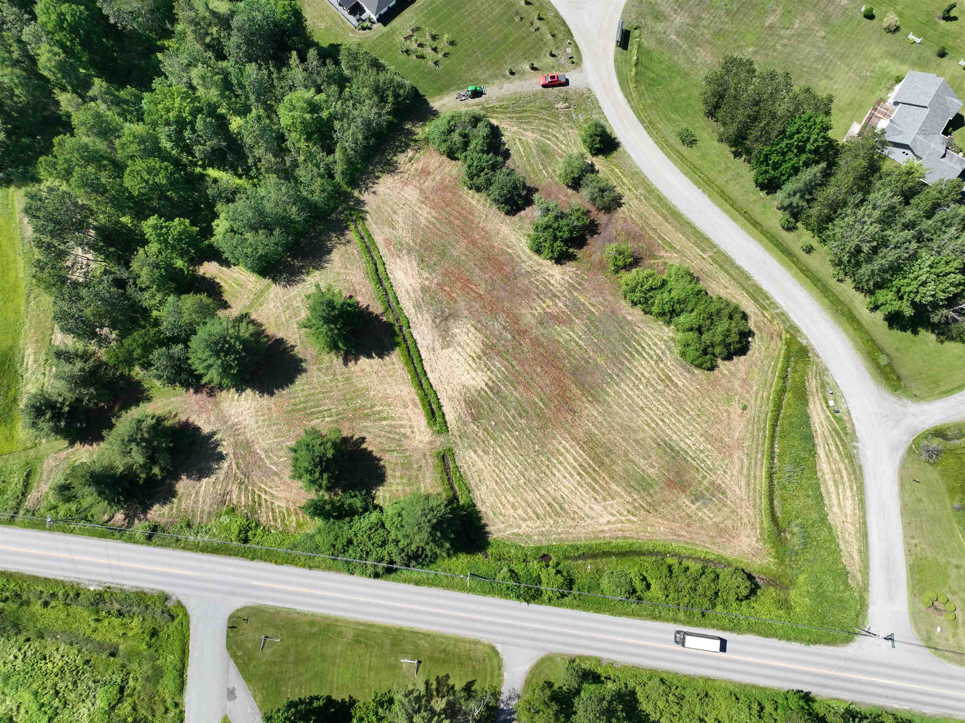 00 MacIntosh Lane 17