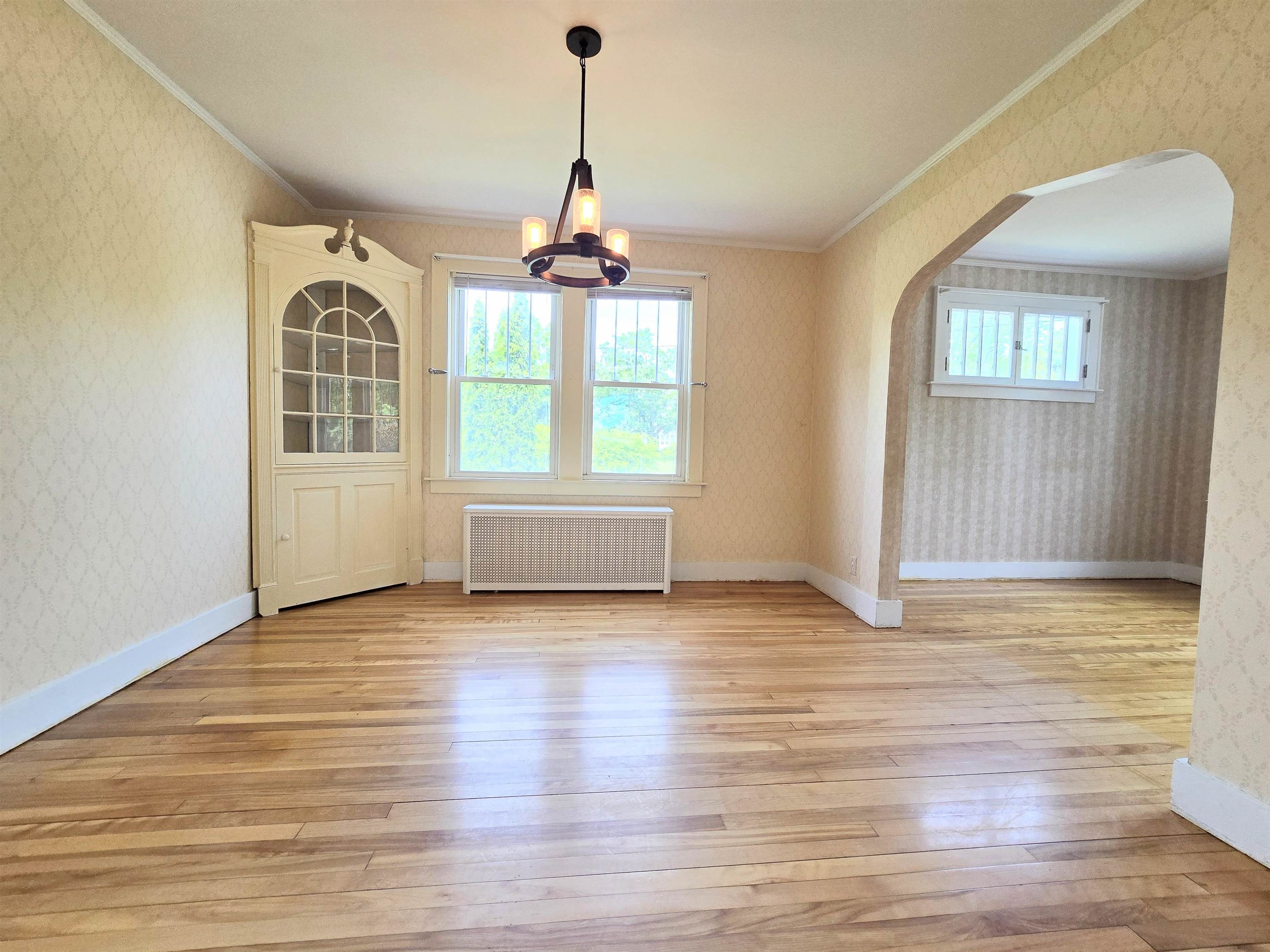 Concord, New Hampshire 03301, United States, 3 Bedrooms Bedrooms, ,2 BathroomsBathrooms,Residential,Pending,140366