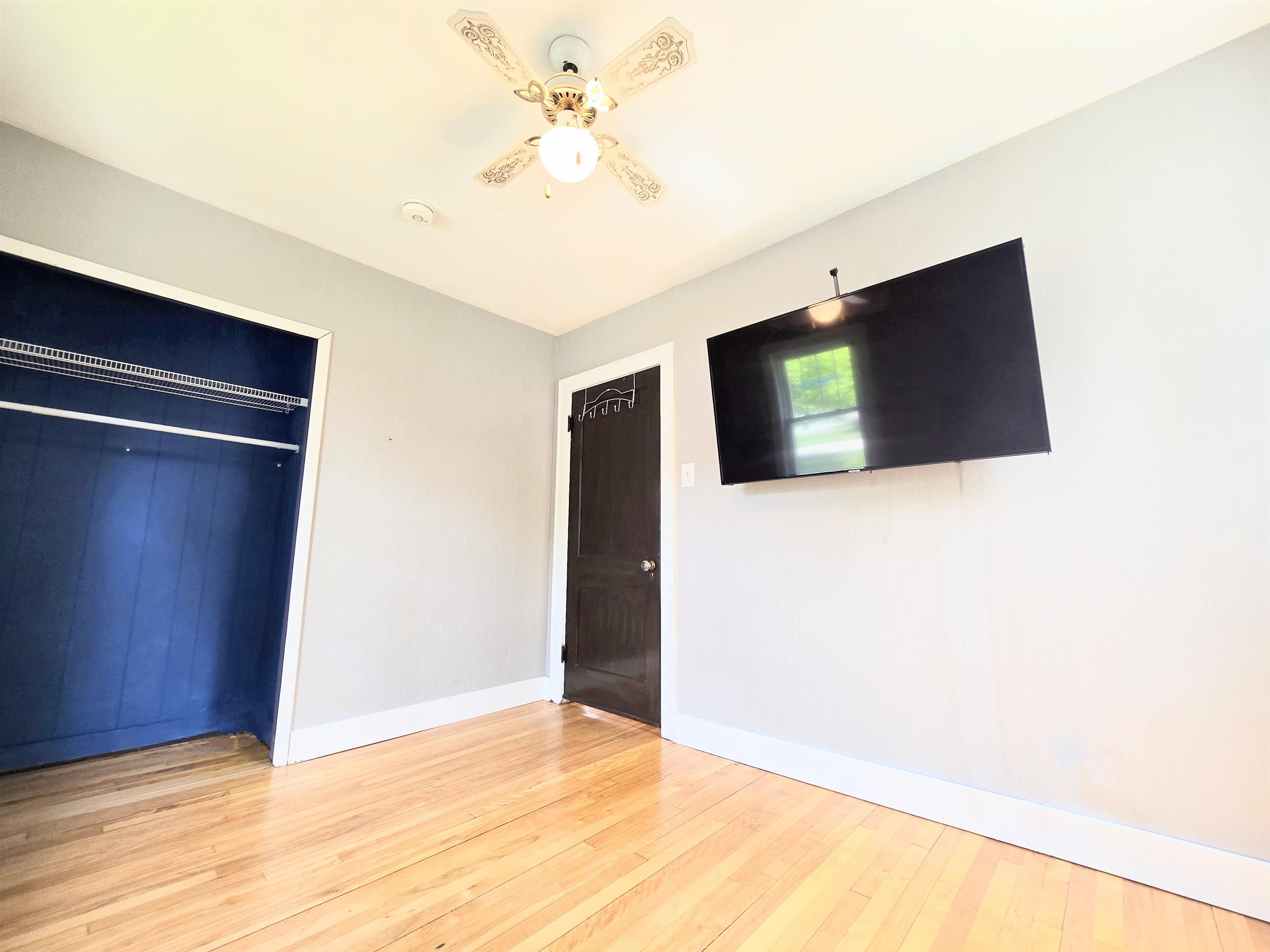 Concord, New Hampshire 03301, United States, 3 Bedrooms Bedrooms, ,2 BathroomsBathrooms,Residential,Pending,140366