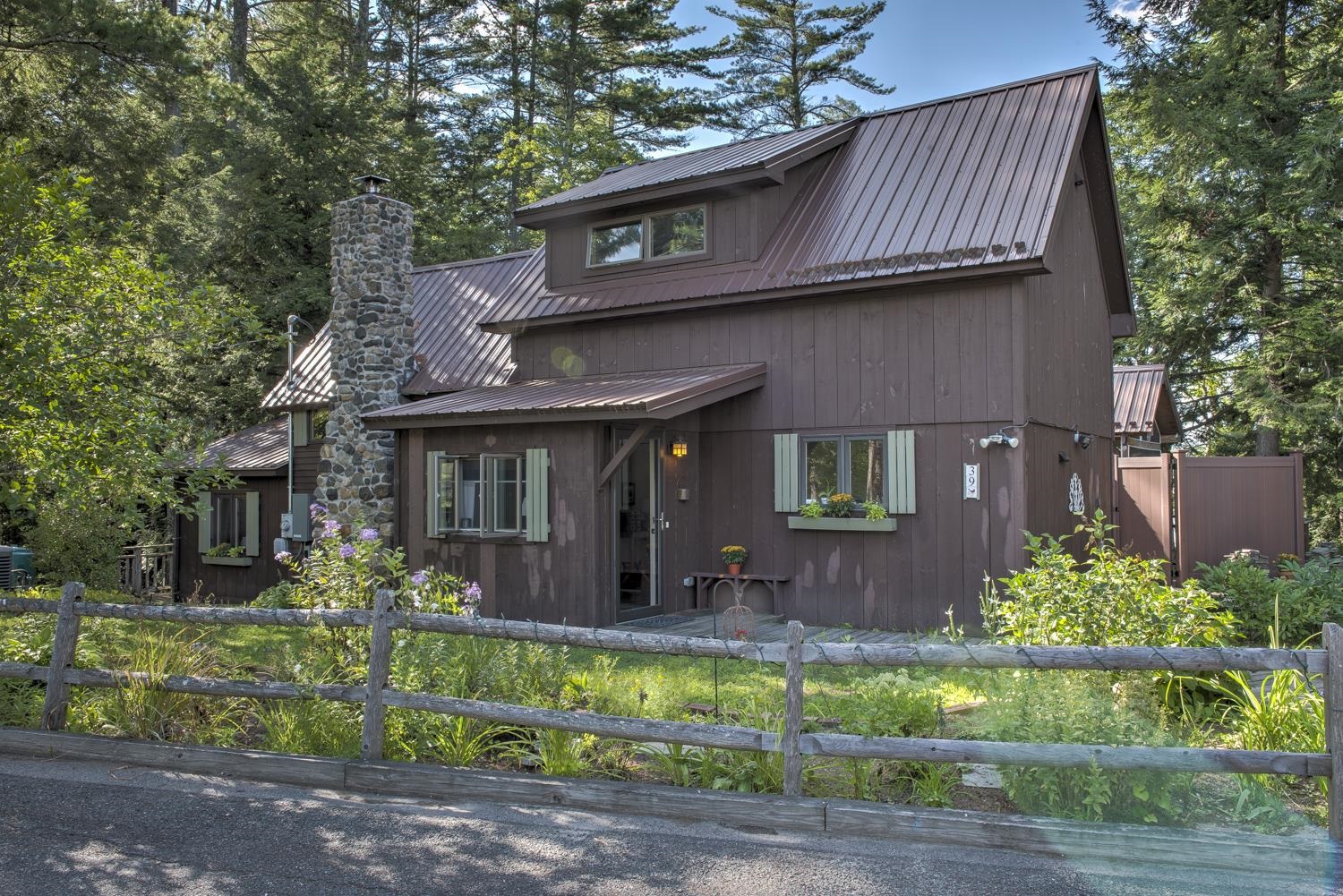 39 Headlands Road