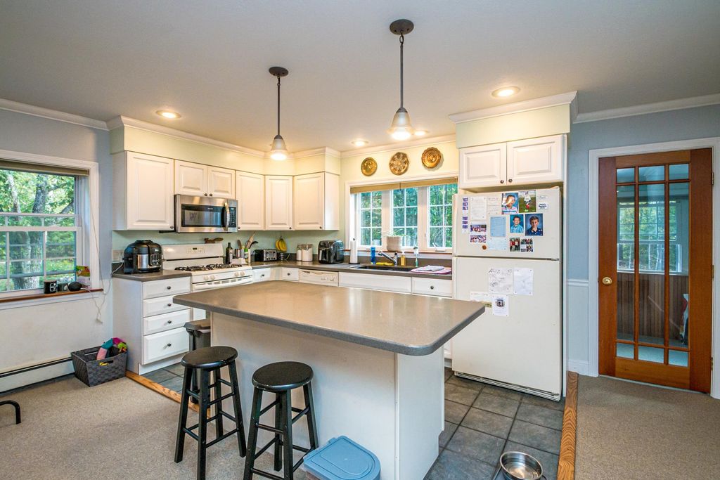 Photo of 17 The Meadows Road, Bartlett, NH 03838 (MLS # 5058818)