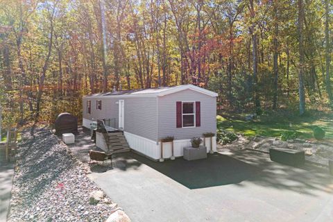 139 Rockingham Road 30 Derry NH 03038
