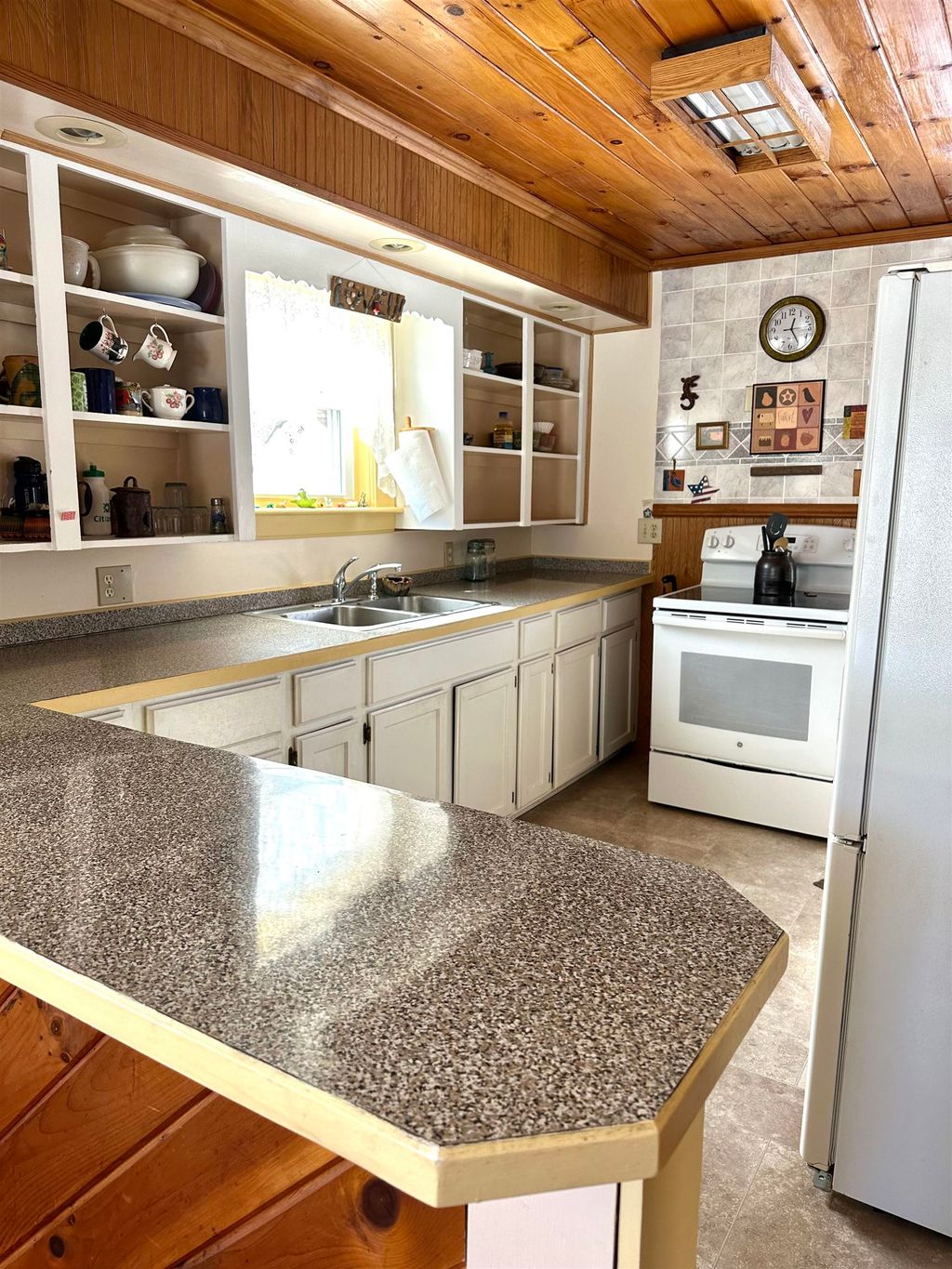 Photo of 1 Brook Street, Rochester, NH 03867 (MLS # 5078034)