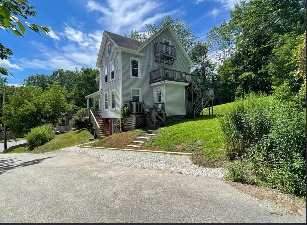 Photo of 91 6Th Street #1, Dover, NH 03820 (MLS # 5087966)