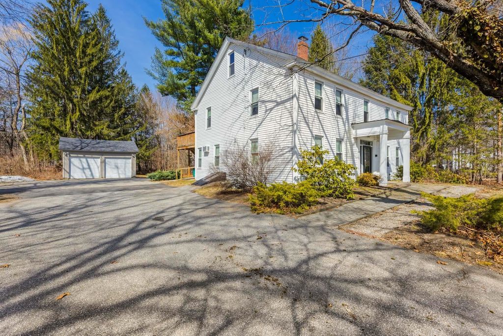 Photo of 180 Main Street, Kingston, NH 03848 (MLS # 5082384)