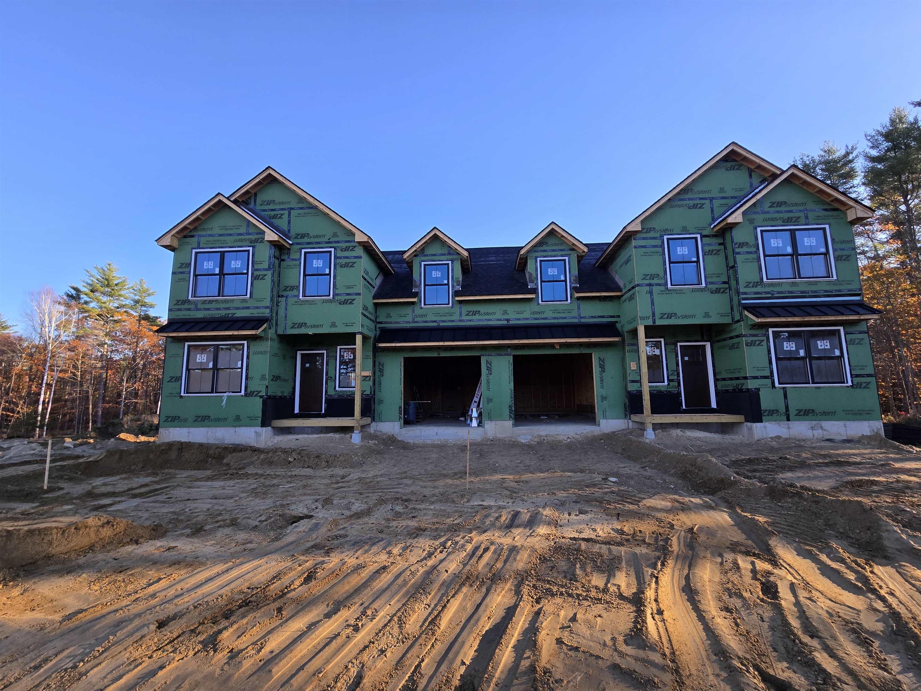 Candia, New Hampshire 03034, United States, 3 Bedrooms Bedrooms, ,3 BathroomsBathrooms,Residential,Active,235069