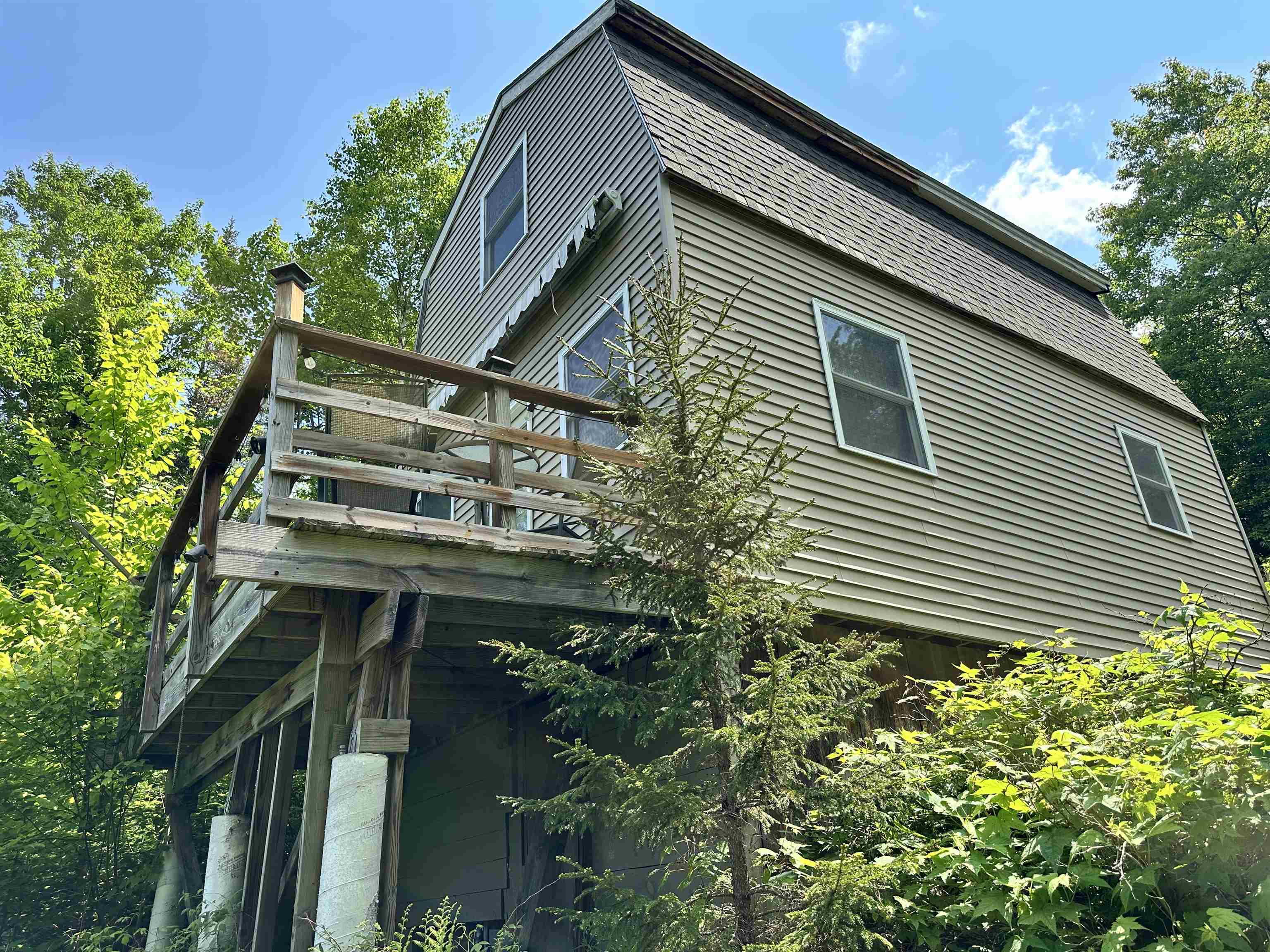 24 Knob Hill Road