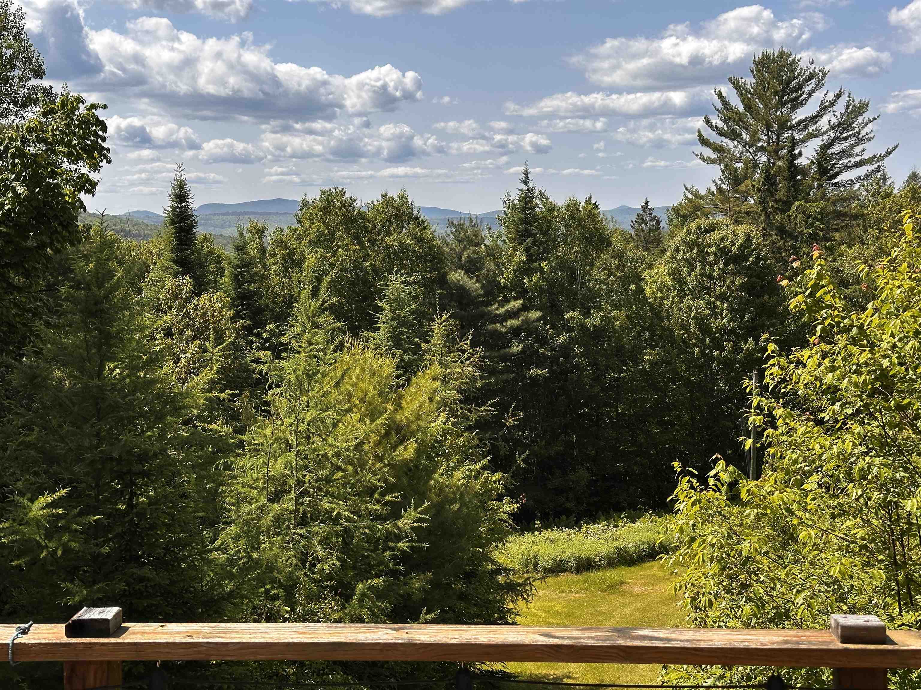 24 Knob Hill Road