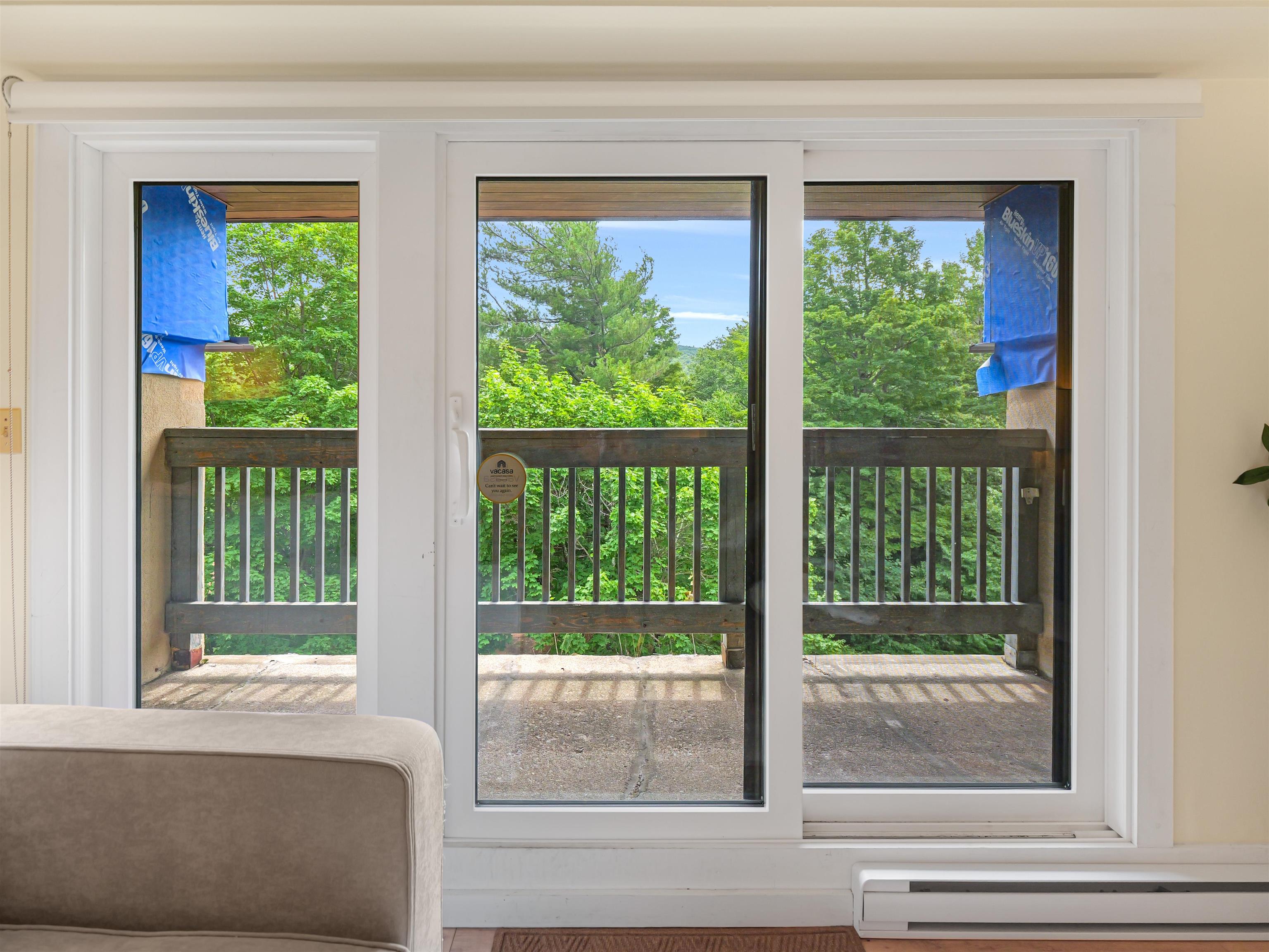 137 East Mountain Road 2E2