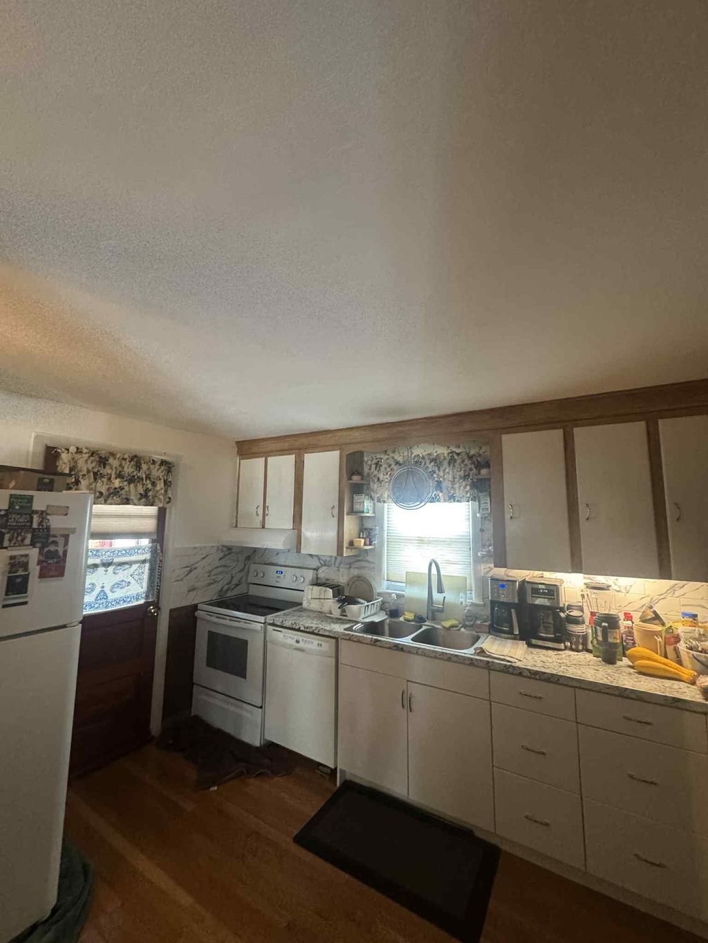 Photo of 2 Short Avenue, Nashua, NH 03064 (MLS # 5061500)
