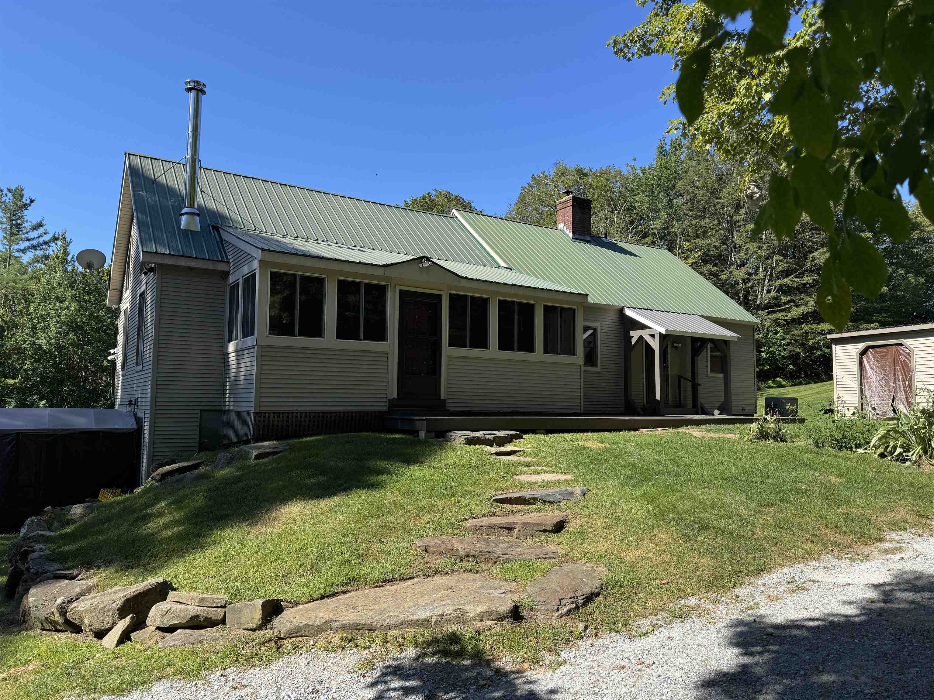 705 Hedge Hog Hill Road South