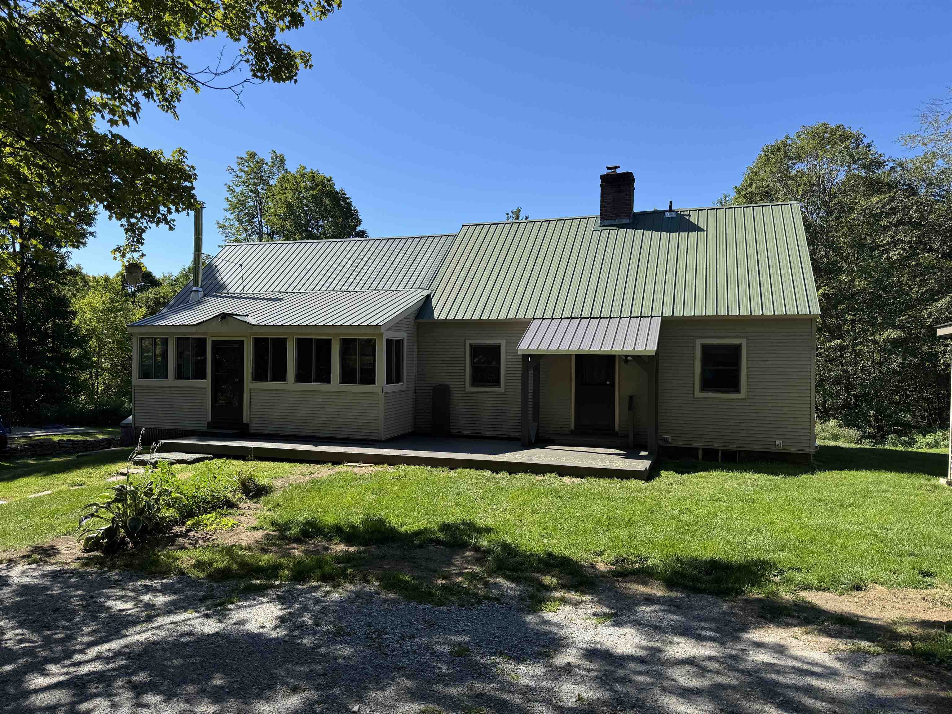 705 Hedge Hog Hill Road South