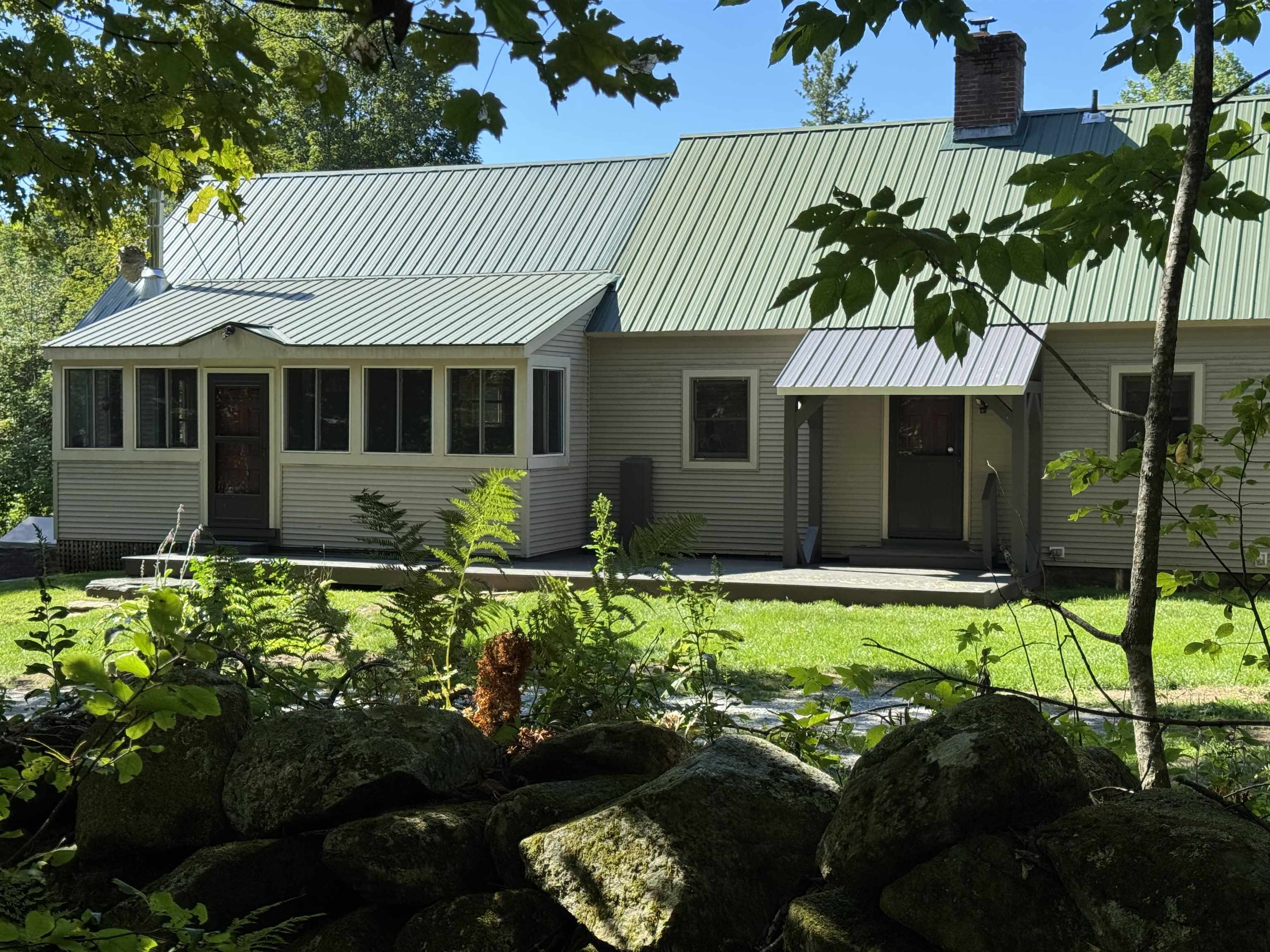 705 Hedge Hog Hill Road South