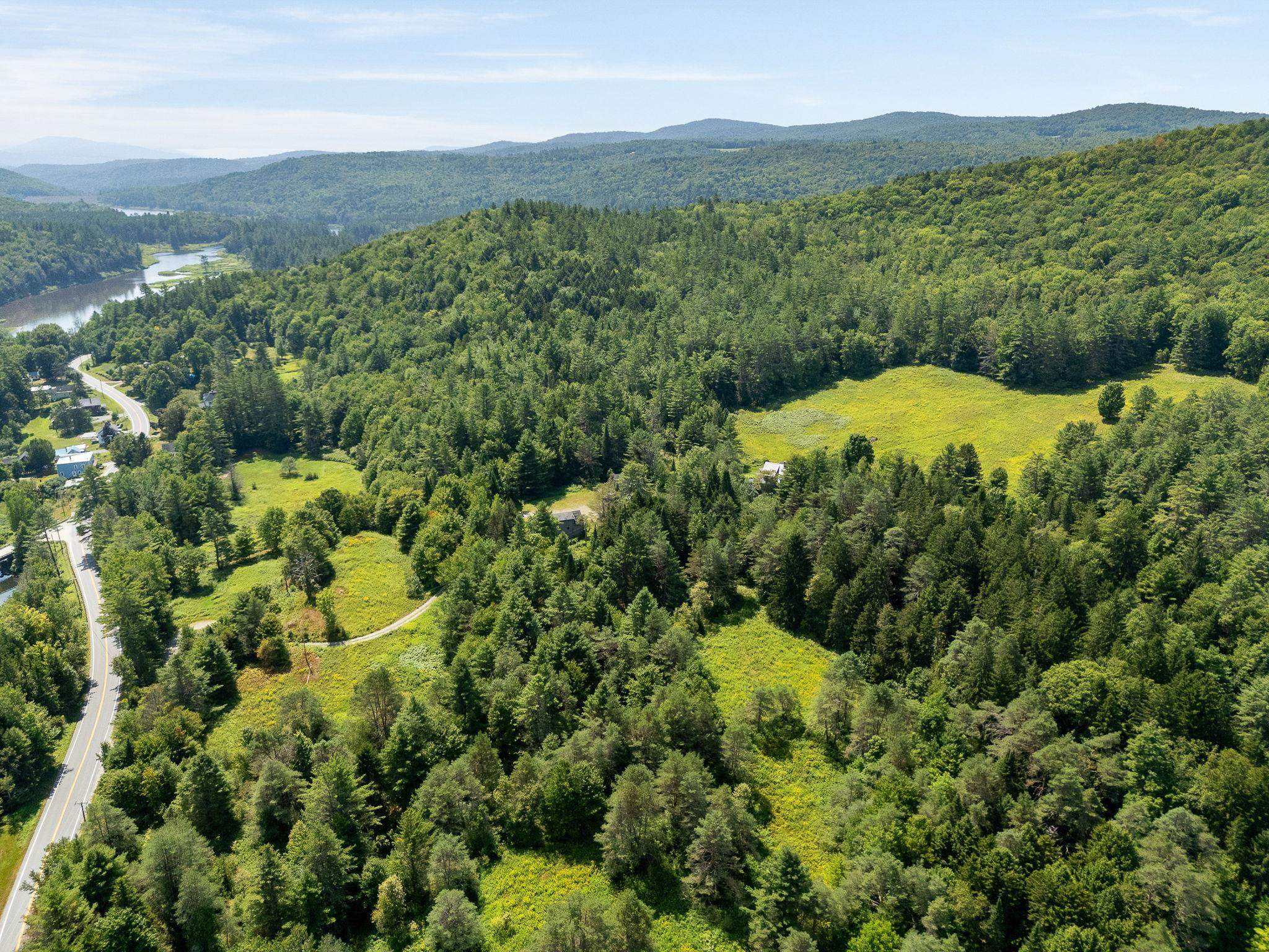 Middlesex, Vermont 05602, United States, 3 Bedrooms Bedrooms, ,5 BathroomsBathrooms,Residential,Active,177541