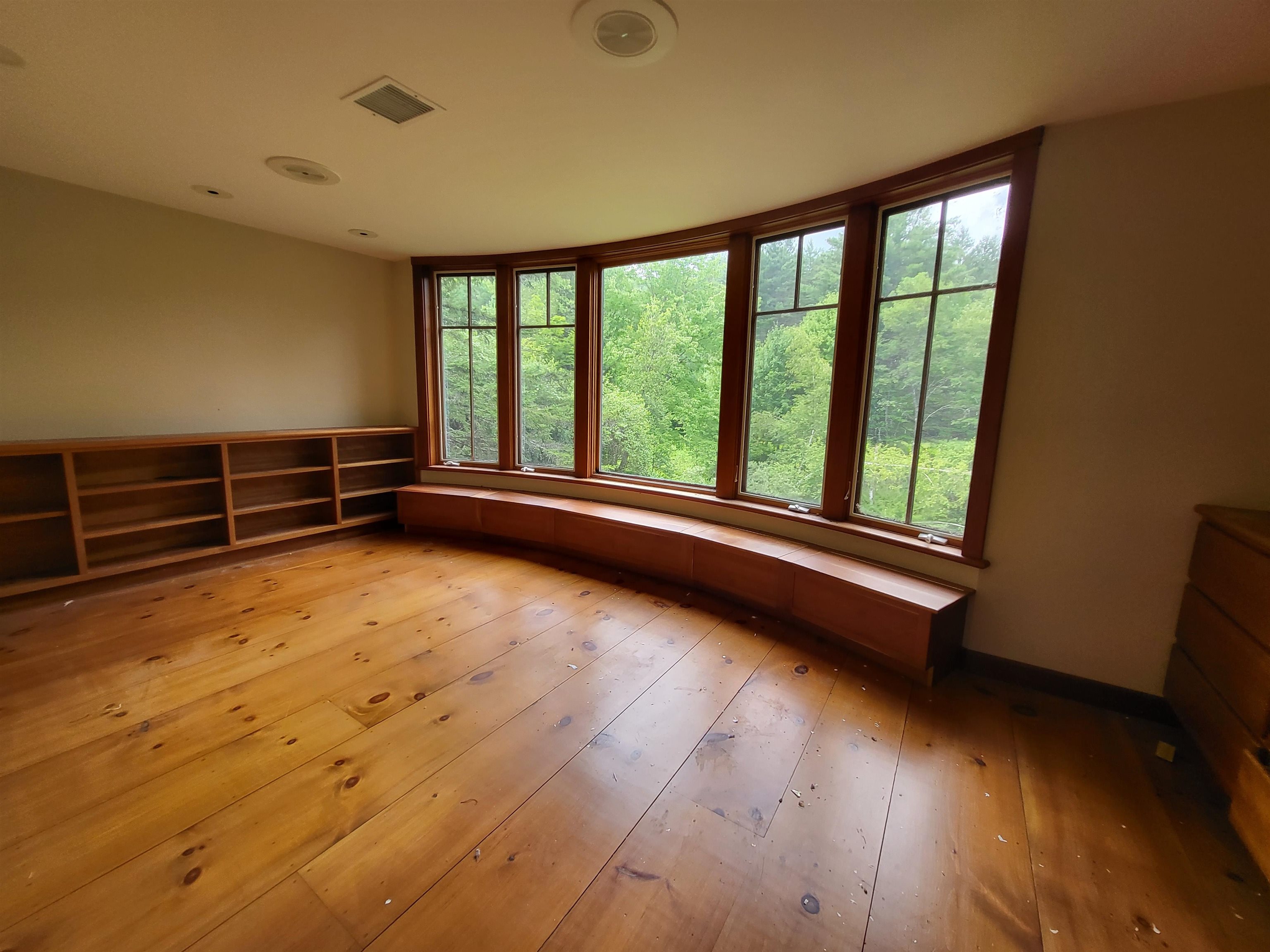 Middlesex, Vermont 05602, United States, 3 Bedrooms Bedrooms, ,5 BathroomsBathrooms,Residential,Active,177541