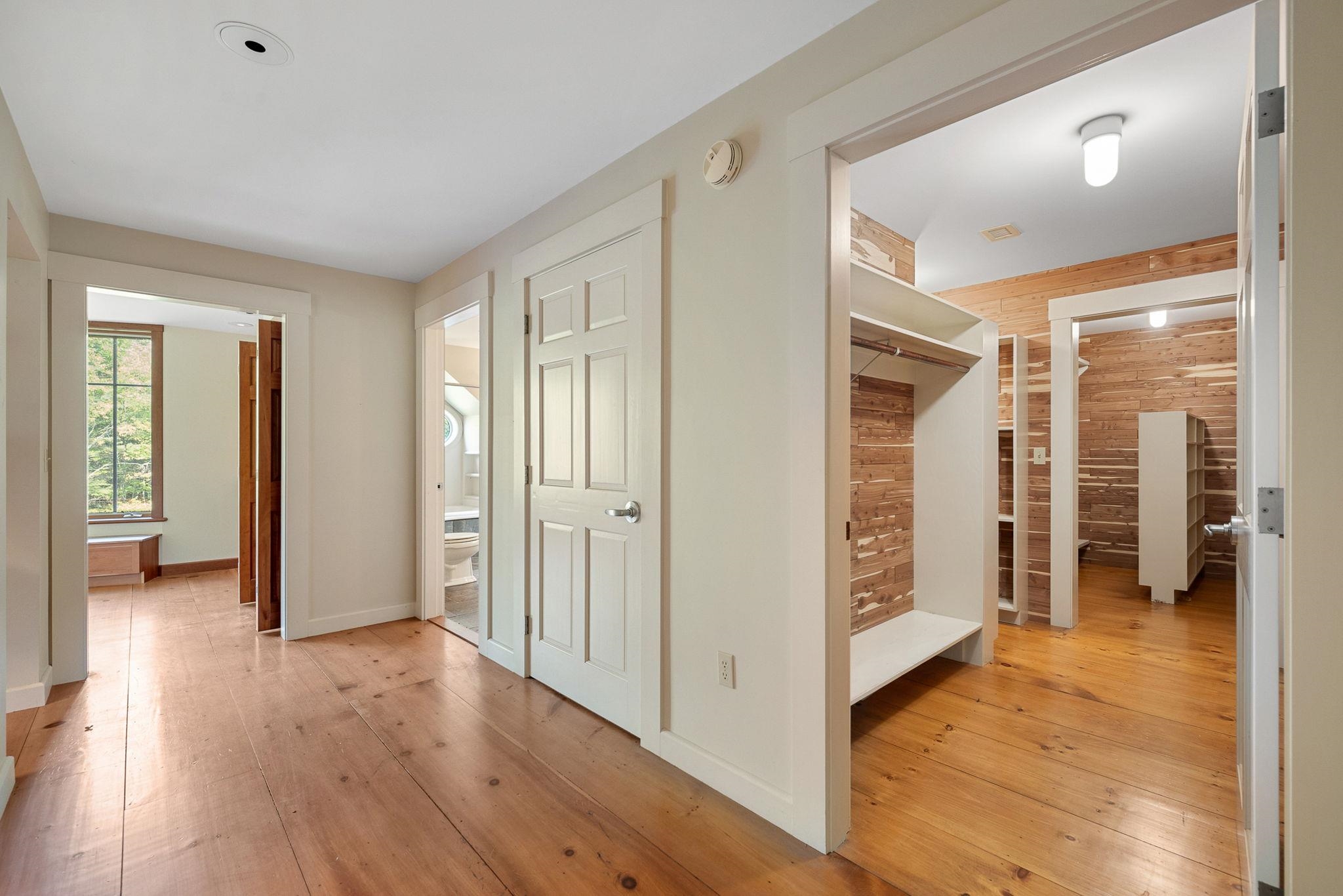 Middlesex, Vermont 05602, United States, 3 Bedrooms Bedrooms, ,5 BathroomsBathrooms,Residential,Active,177541