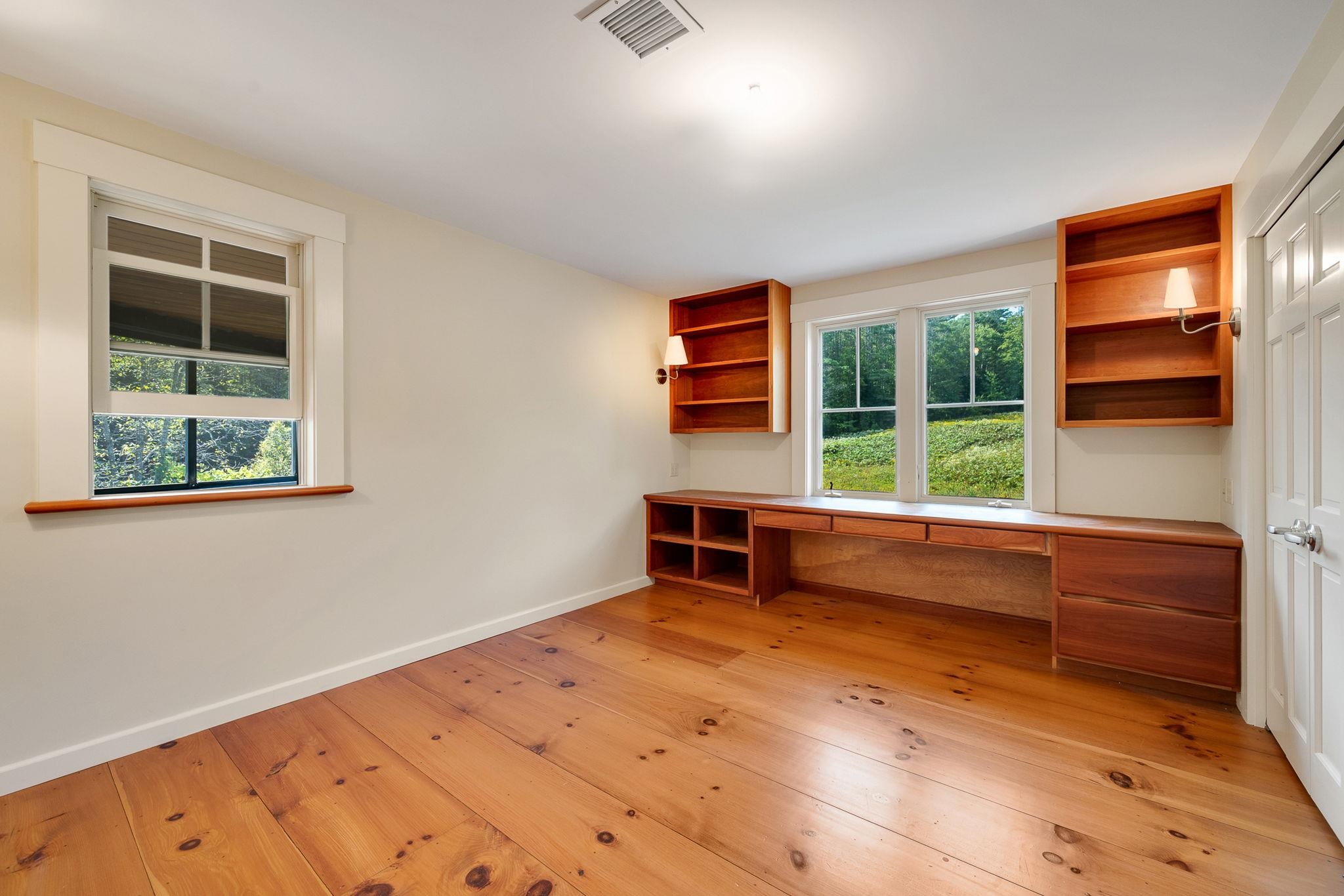 Middlesex, Vermont 05602, United States, 3 Bedrooms Bedrooms, ,5 BathroomsBathrooms,Residential,Active,177541