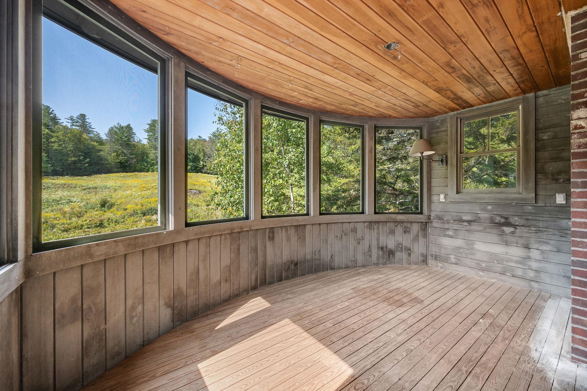 Middlesex, Vermont 05602, United States, 3 Bedrooms Bedrooms, ,5 BathroomsBathrooms,Residential,Active,177541