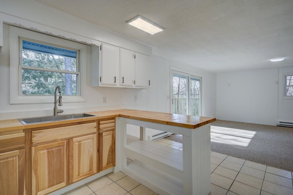 Photo of 20 Emery Lane #4, Bartlett, NH 03812 (MLS # 5075300)