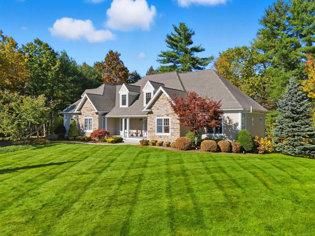 Photo of 58 Tanglewood Drive, Nashua, NH 03062 (MLS # 5066913)