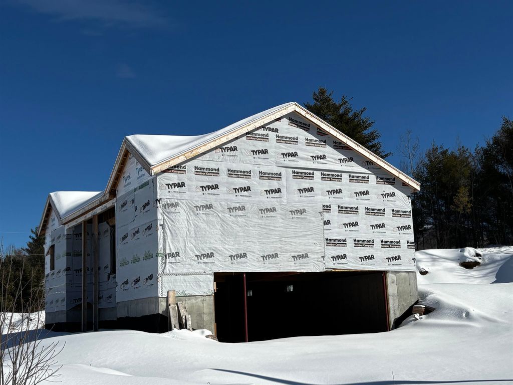 Photo of 4 Hawthorne Road, Ossipee, NH 03864 (MLS # 5076529)