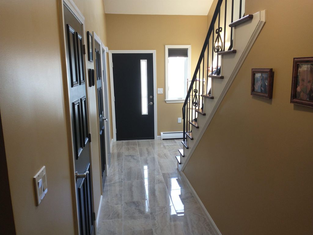 Photo of 37 Tideview Drive, Dover, NH 03820 (MLS # 5061280)